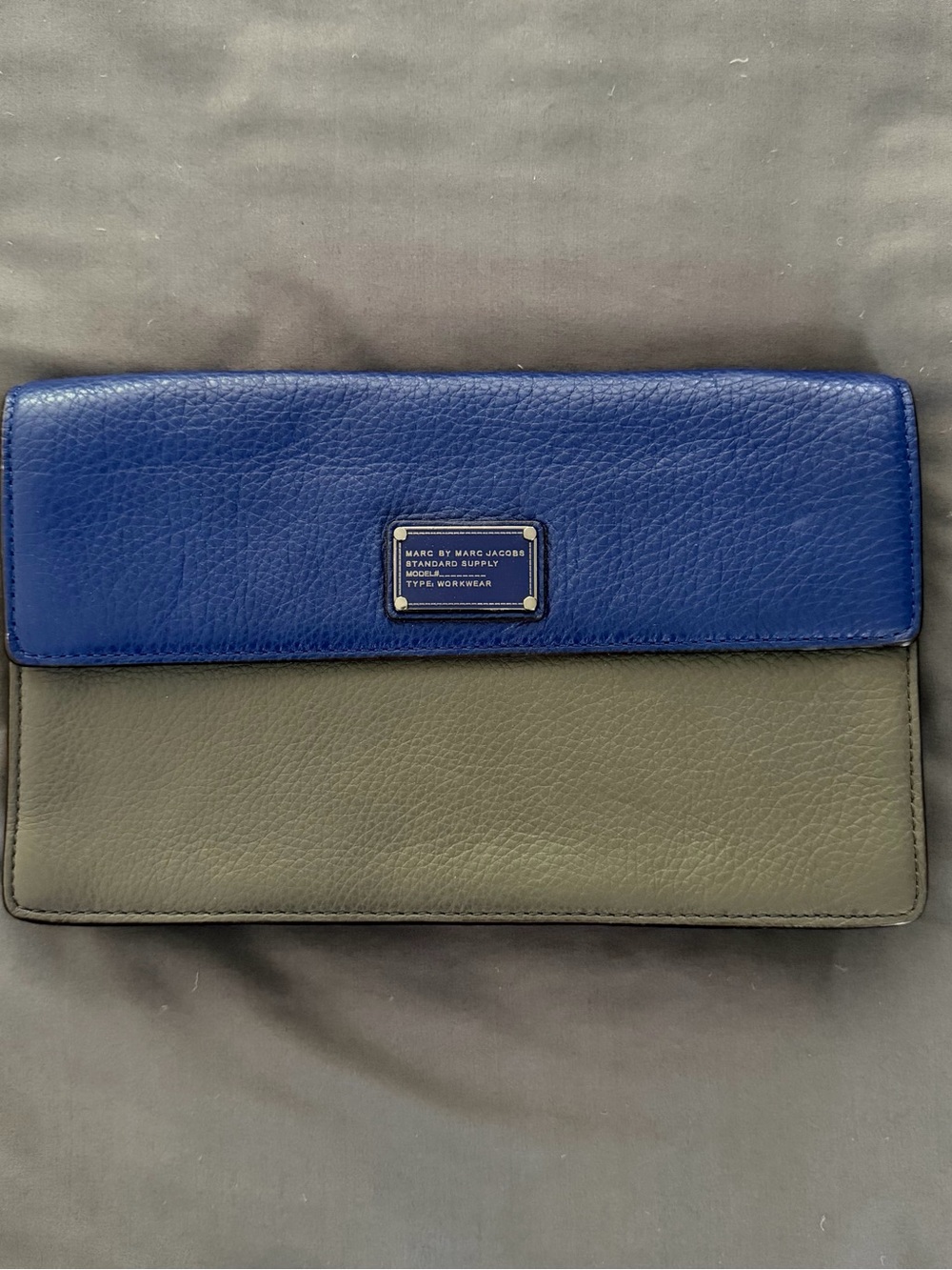 Marc by Marc Jacobs Colorblock Leather Clutch Blue Gray Burgundy interior